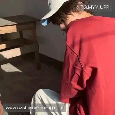 曹含尤